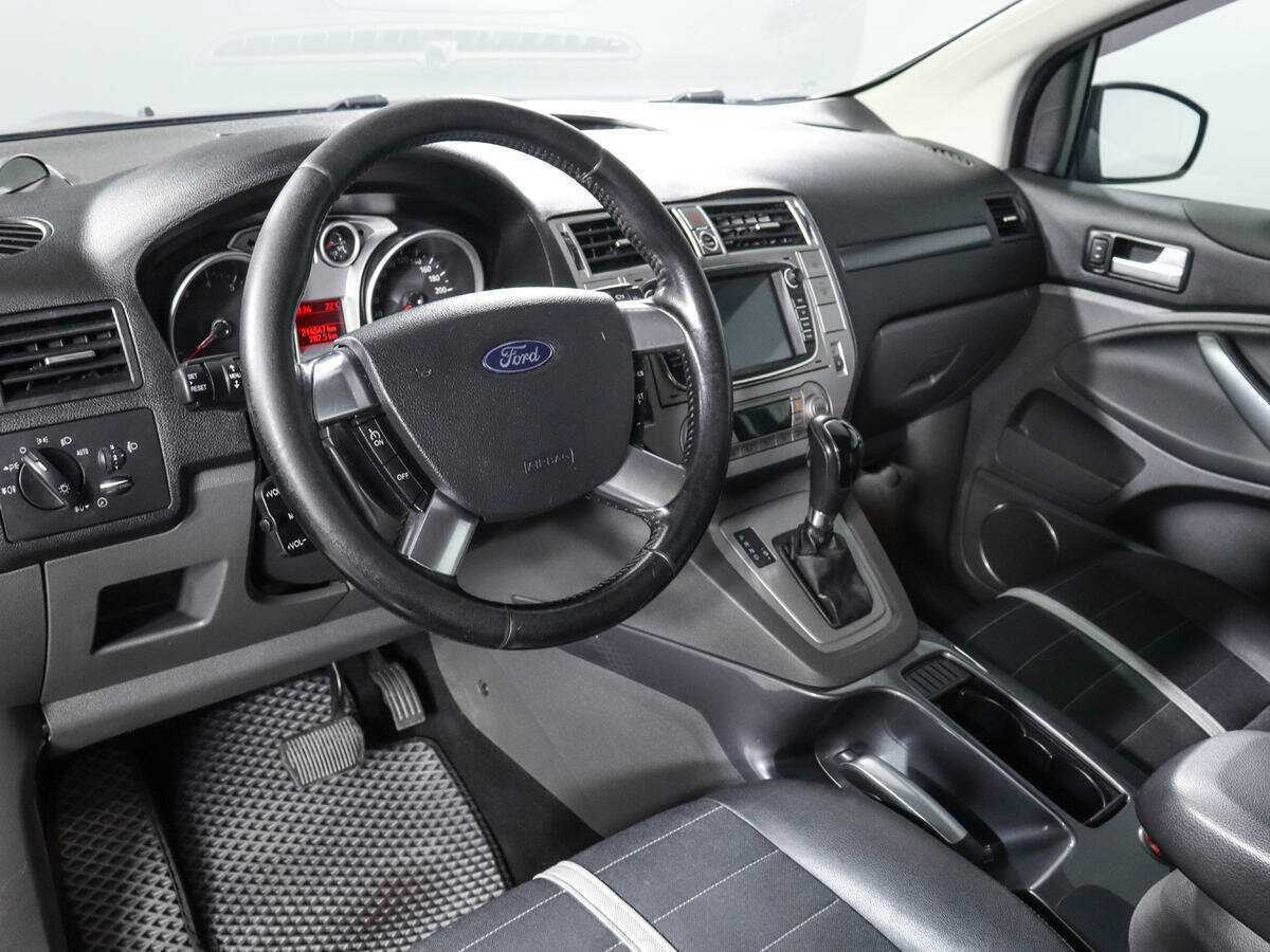 Купить Ford Kuga с пробегом. Фото: #13