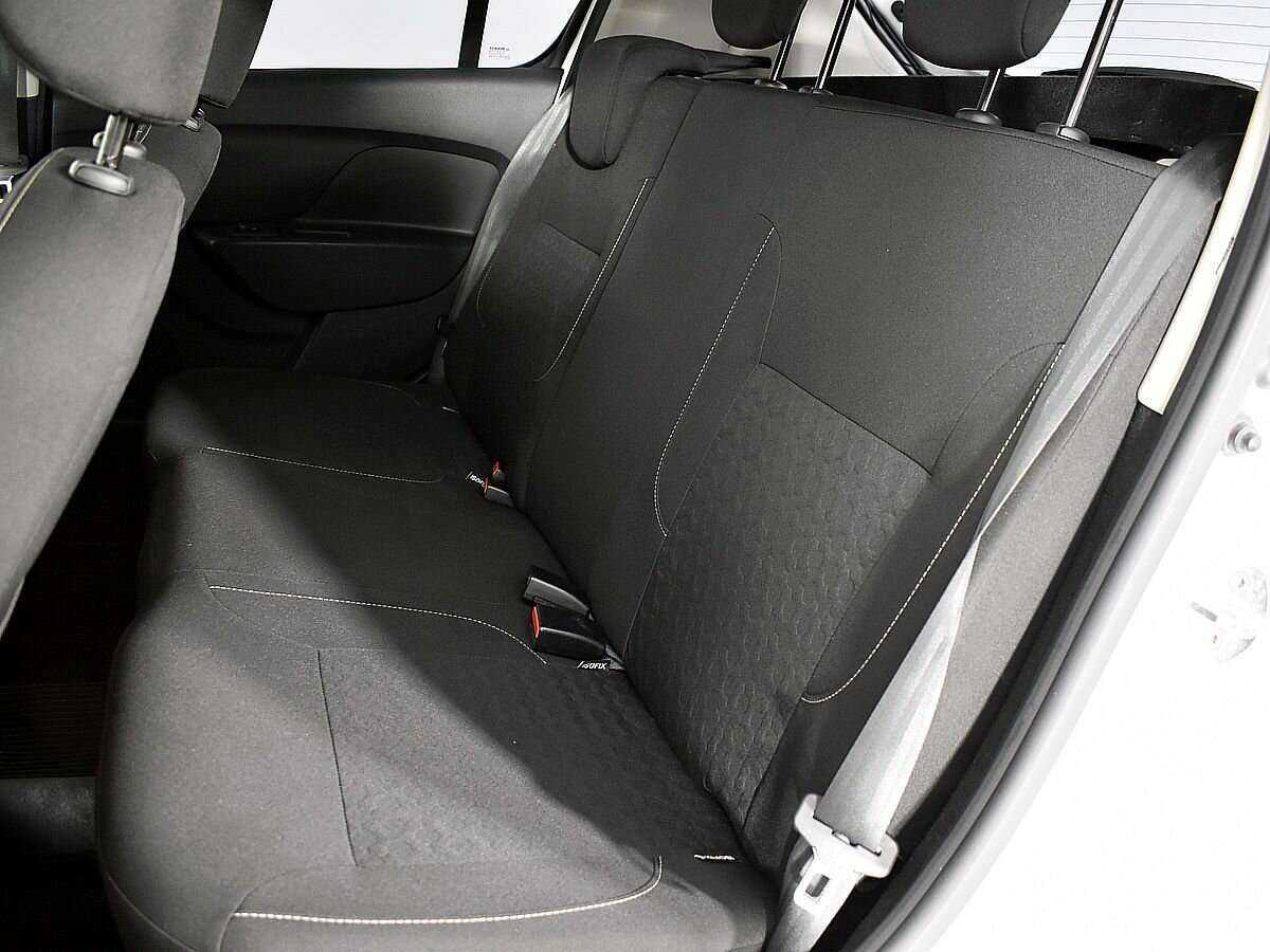 Купить Renault Sandero с пробегом. Фото: #7