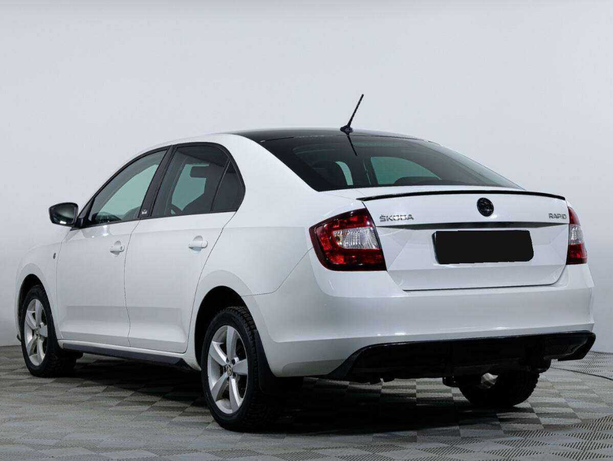 Купить Skoda Rapid с пробегом. Фото: #6