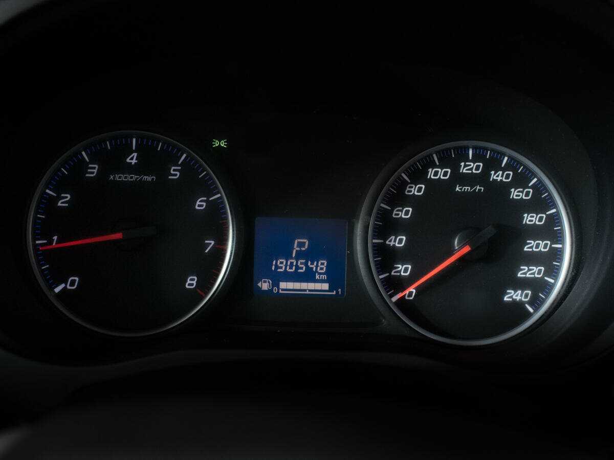 Купить Mitsubishi Outlander с пробегом. Фото: #10