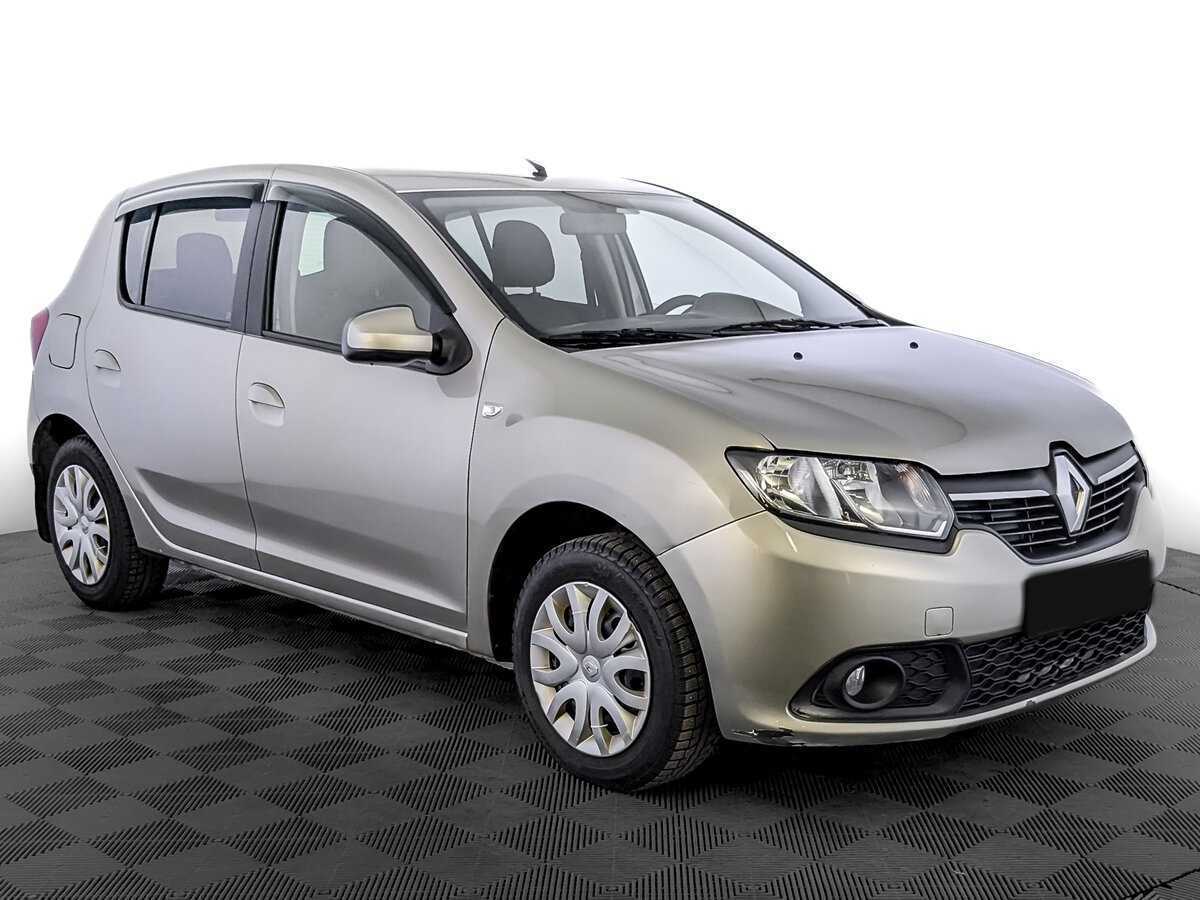 Купить Renault Sandero с пробегом. Фото: #2