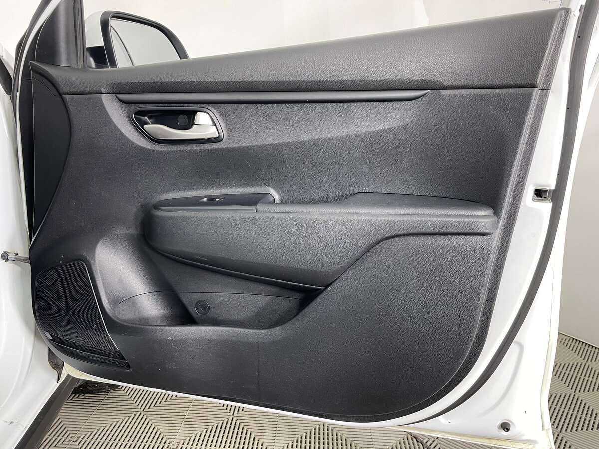 Купить Kia Rio с пробегом. Фото: #22