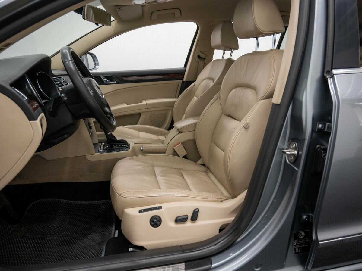 Купить Skoda Superb с пробегом. Фото: #14