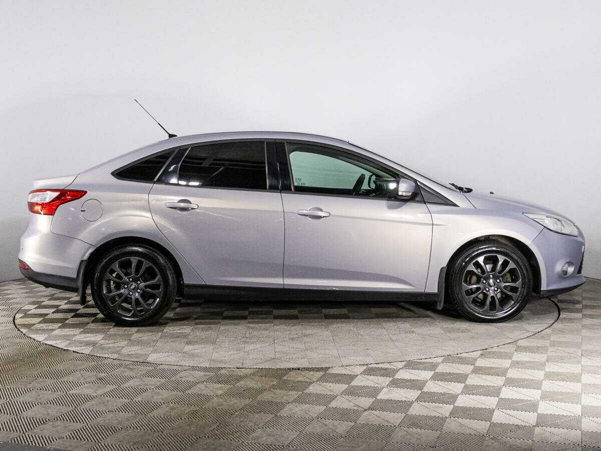 Купить Ford Focus с пробегом. Фото: #3