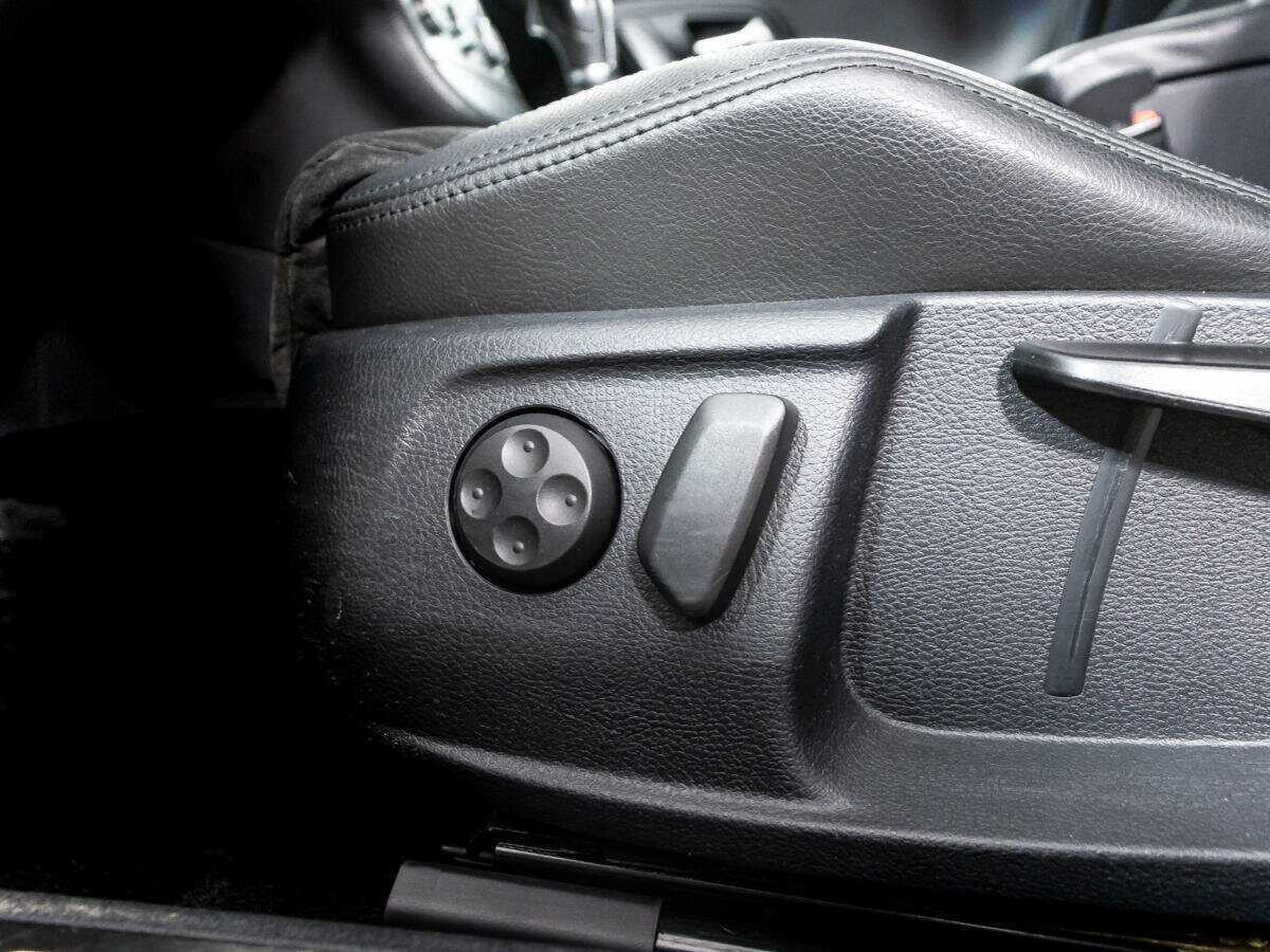 Купить Volkswagen Passat CC с пробегом. Фото: #17