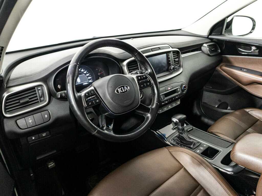 Купить Kia Sorento с пробегом. Фото: #10