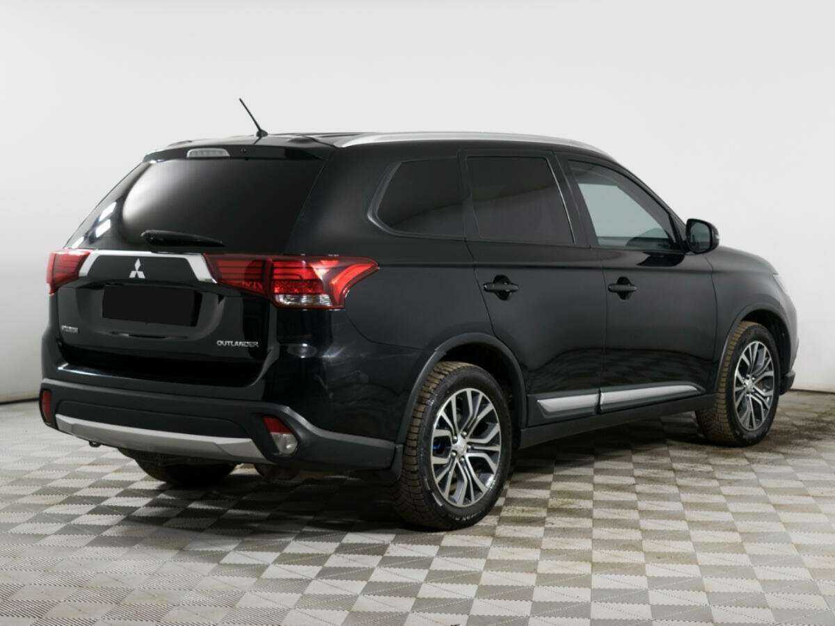 Купить Mitsubishi Outlander с пробегом. Фото: #3