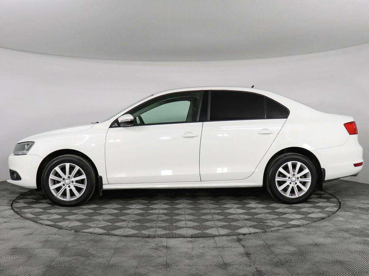 Купить Volkswagen Jetta с пробегом. Фото: #7