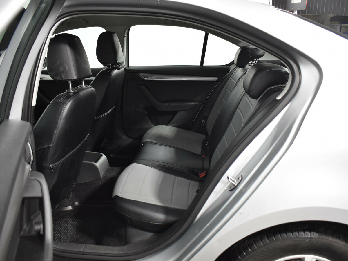 Купить Skoda Octavia с пробегом. Фото: #10