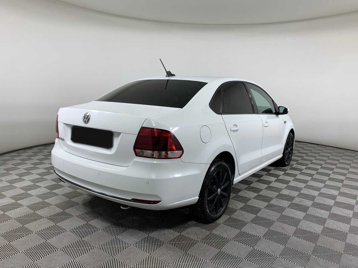 Купить Volkswagen Polo с пробегом. Фото: #4