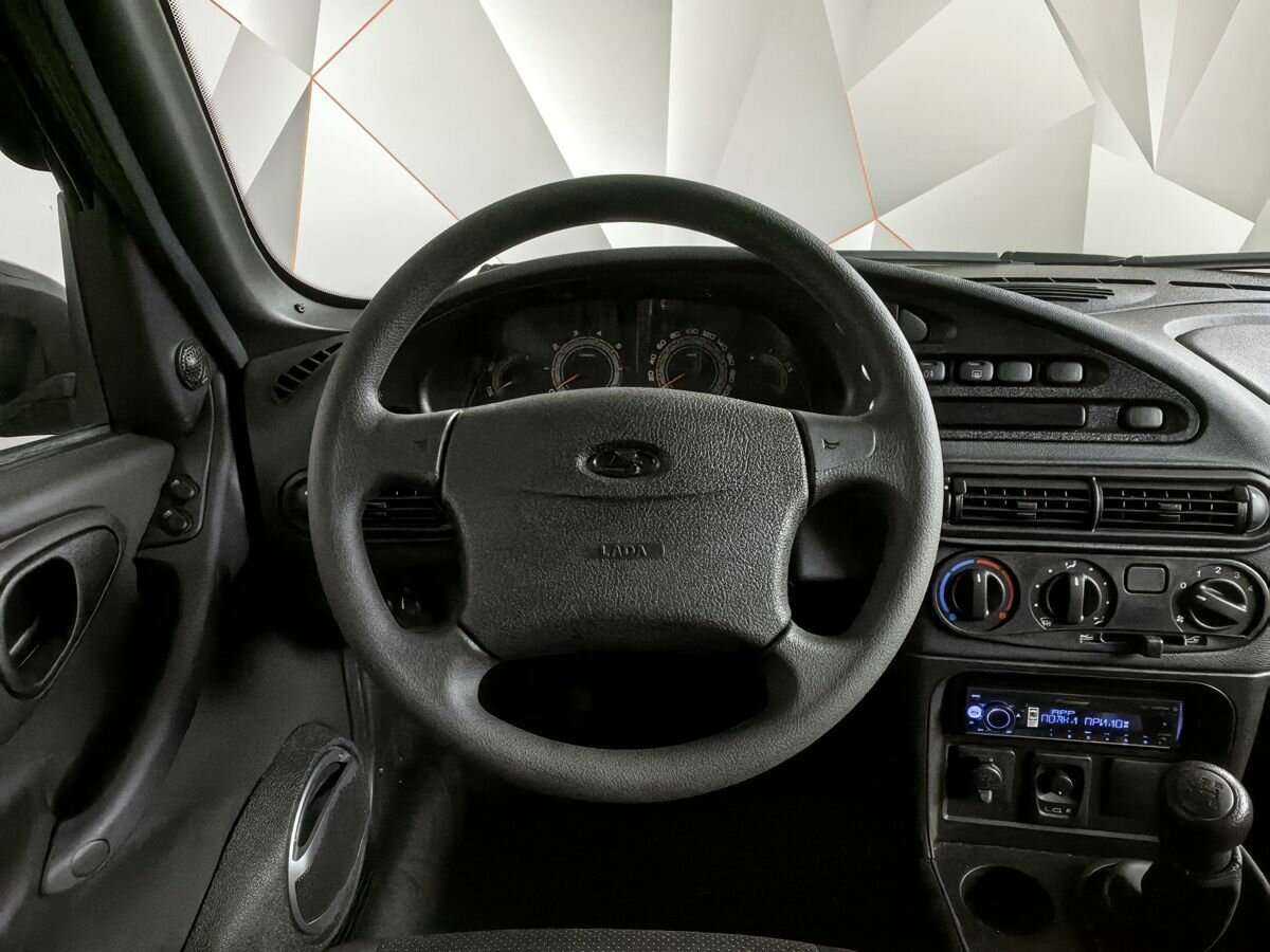 Купить Lada (ВАЗ) Niva с пробегом. Фото: #14