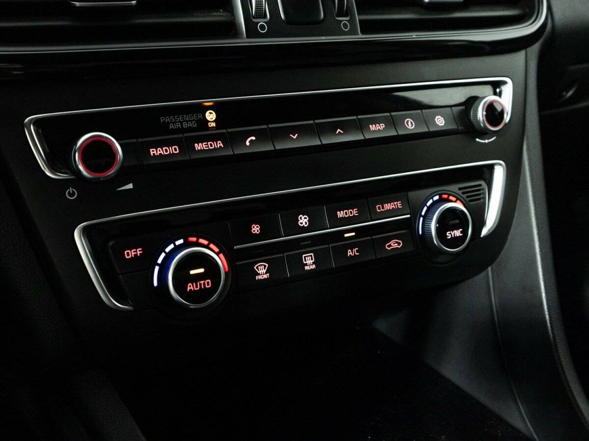 Купить Kia Optima с пробегом. Фото: #17