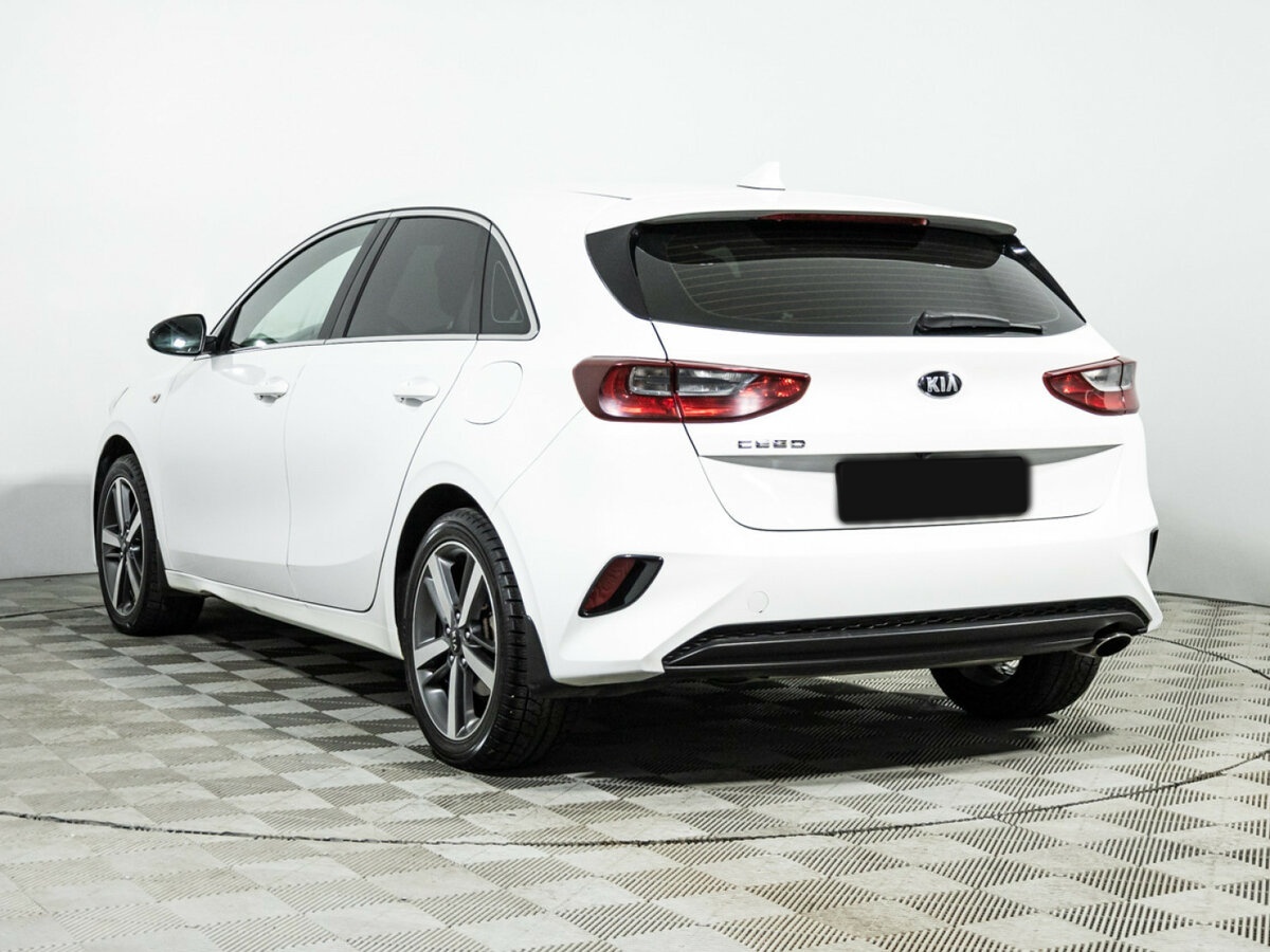 Купить Kia Ceed с пробегом. Фото: #6
