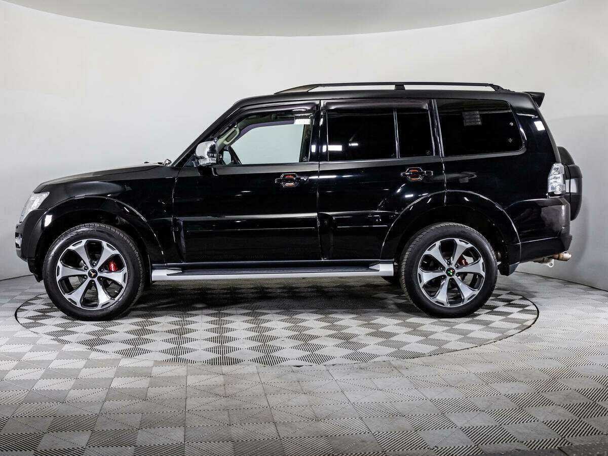 Купить Mitsubishi Pajero с пробегом. Фото: #7