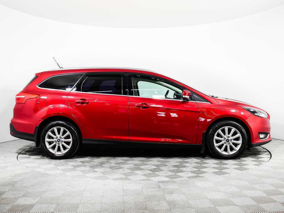 Купить Ford Focus с пробегом. Фото: #3