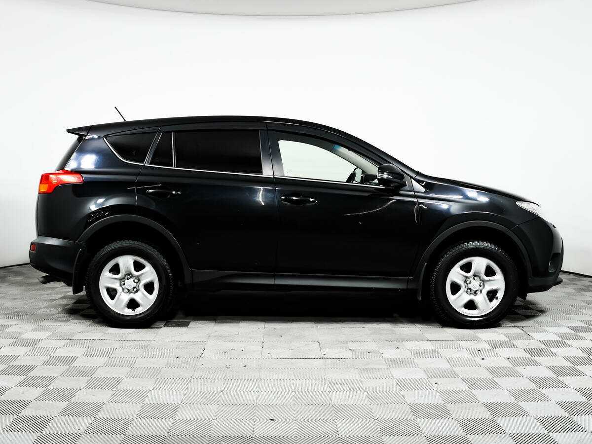 Купить Toyota RAV4 с пробегом. Фото: #3