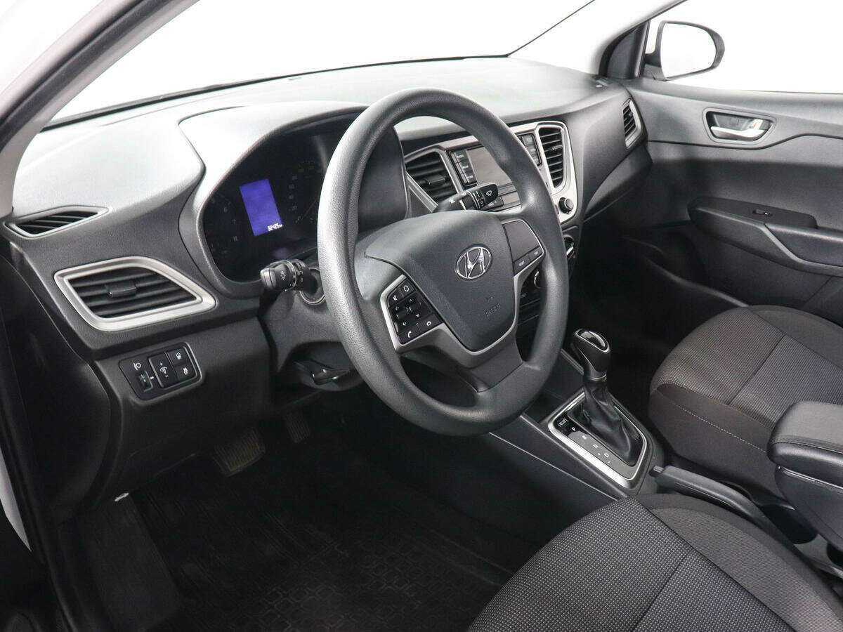 Купить Hyundai Solaris с пробегом. Фото: #7