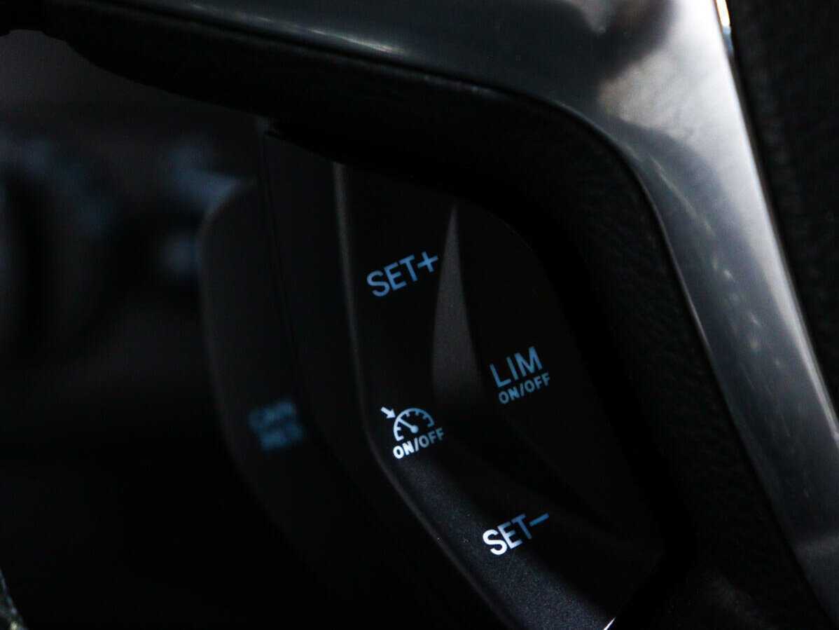 Купить Ford Kuga с пробегом. Фото: #17