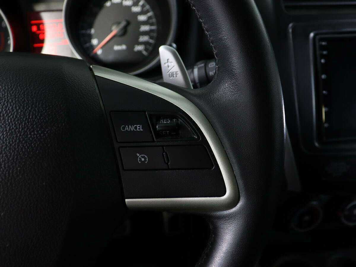 Купить Mitsubishi ASX с пробегом. Фото: #15