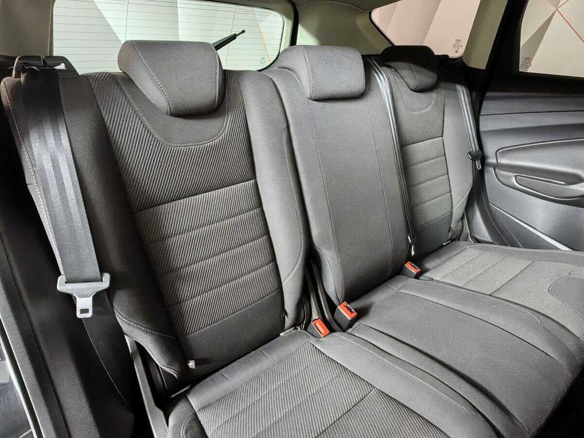 Купить Ford Kuga с пробегом. Фото: #12