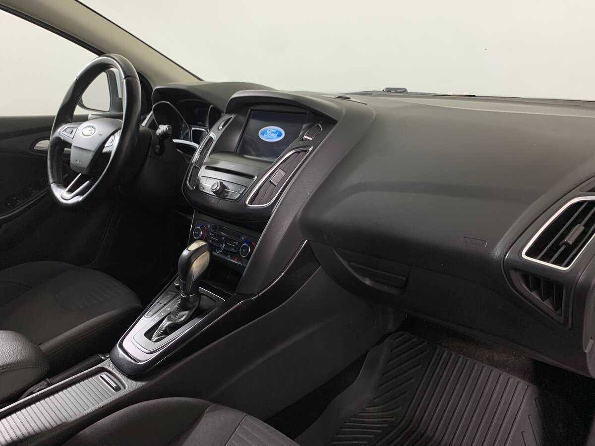 Купить Ford Focus с пробегом. Фото: #13