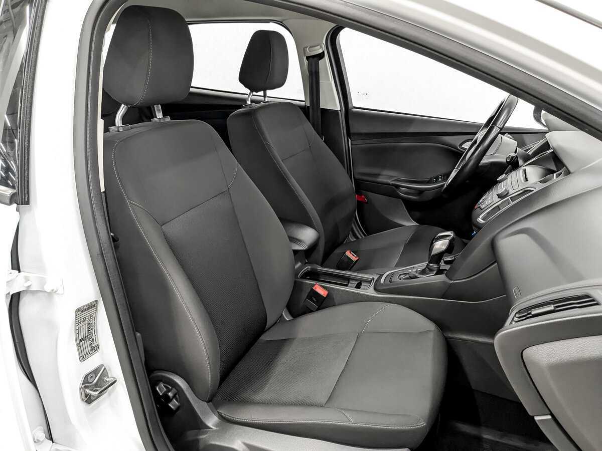 Купить Ford Focus с пробегом. Фото: #22