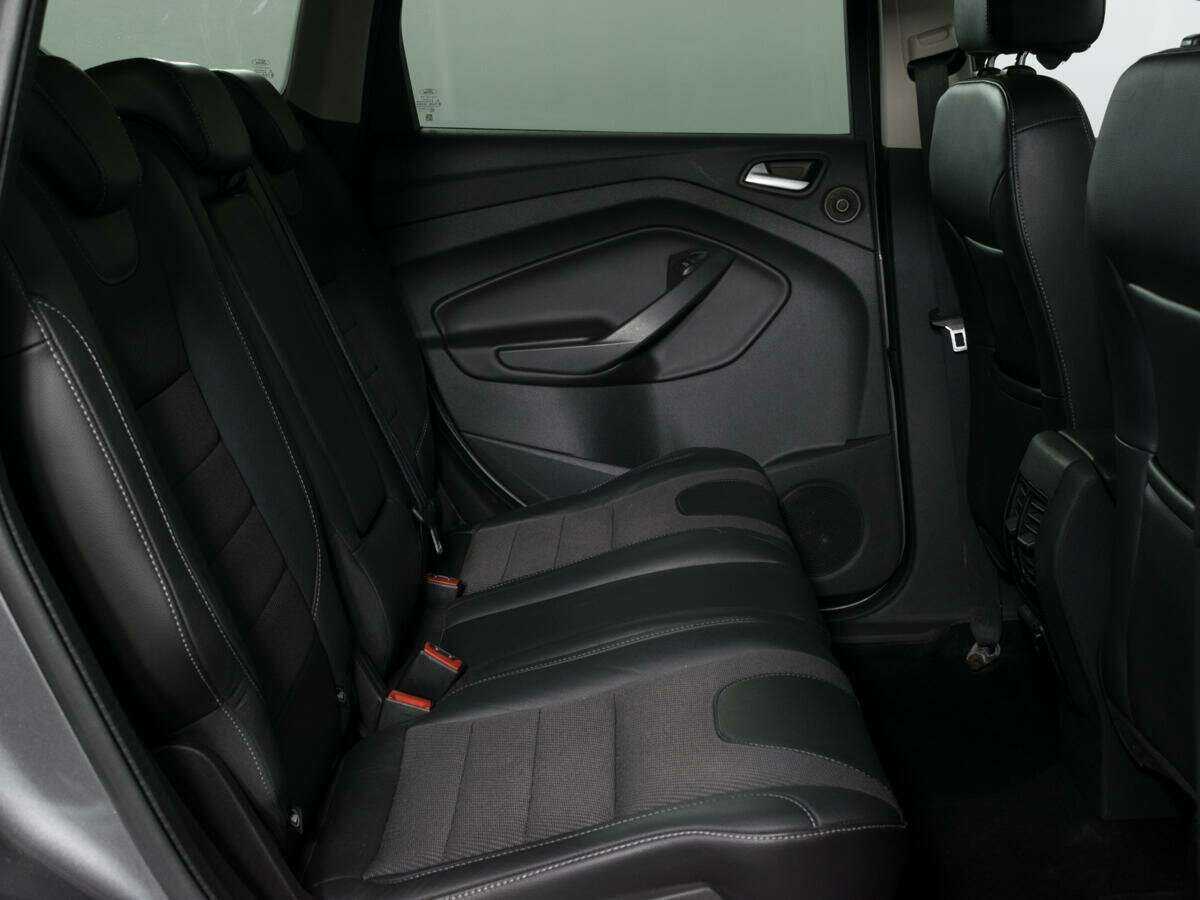 Купить Ford Kuga с пробегом. Фото: #9