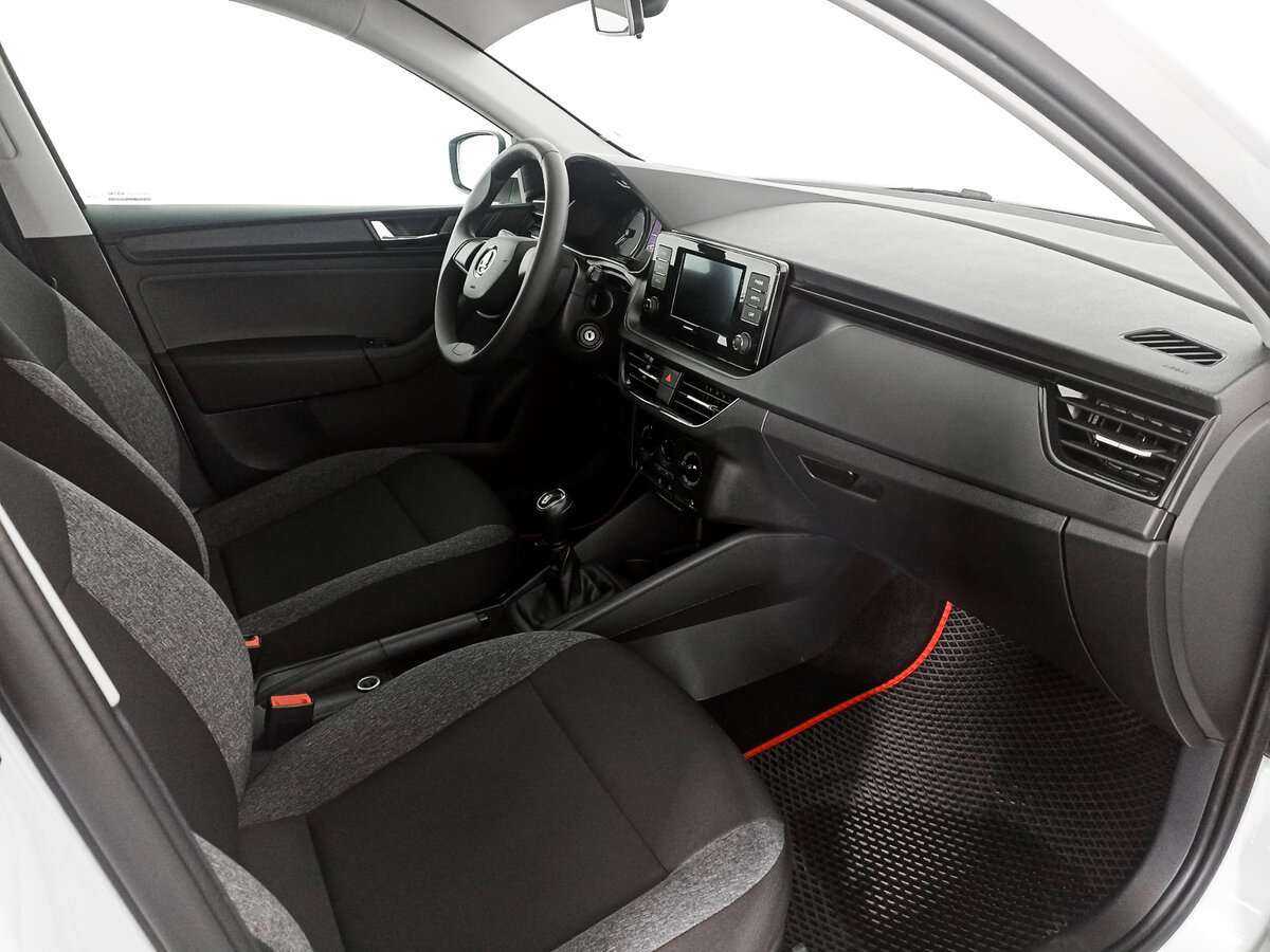 Купить Skoda Rapid с пробегом. Фото: #8