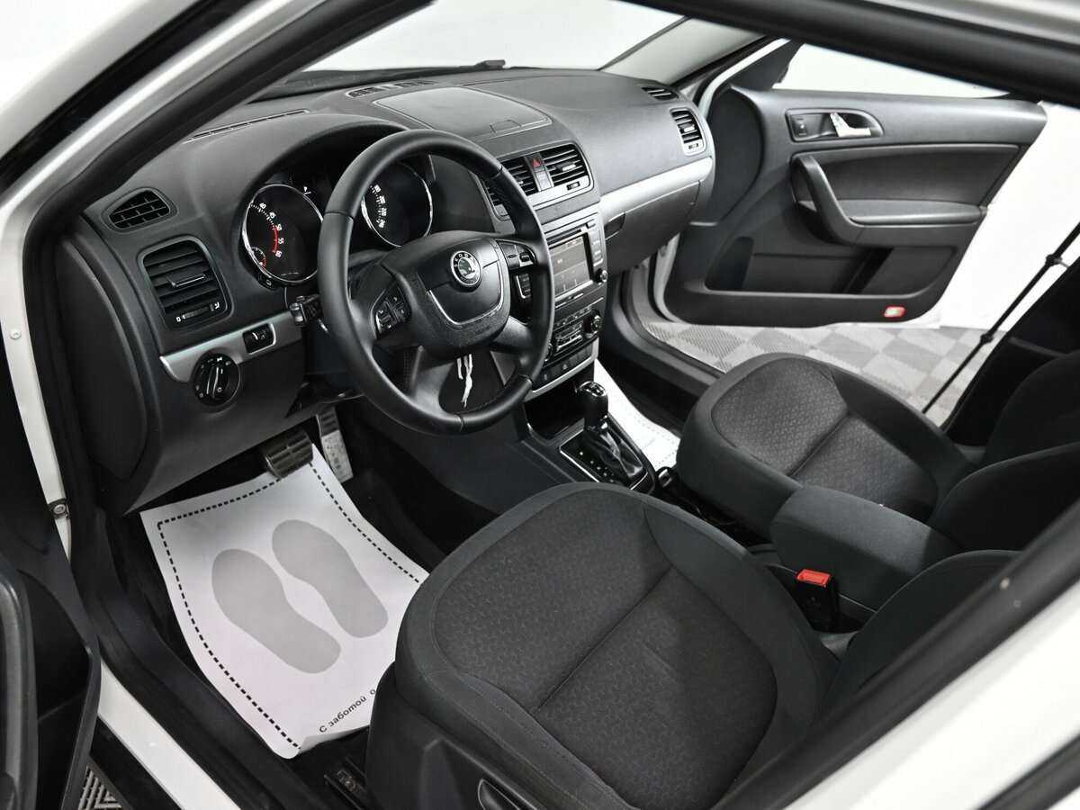 Купить Skoda Yeti с пробегом. Фото: #4