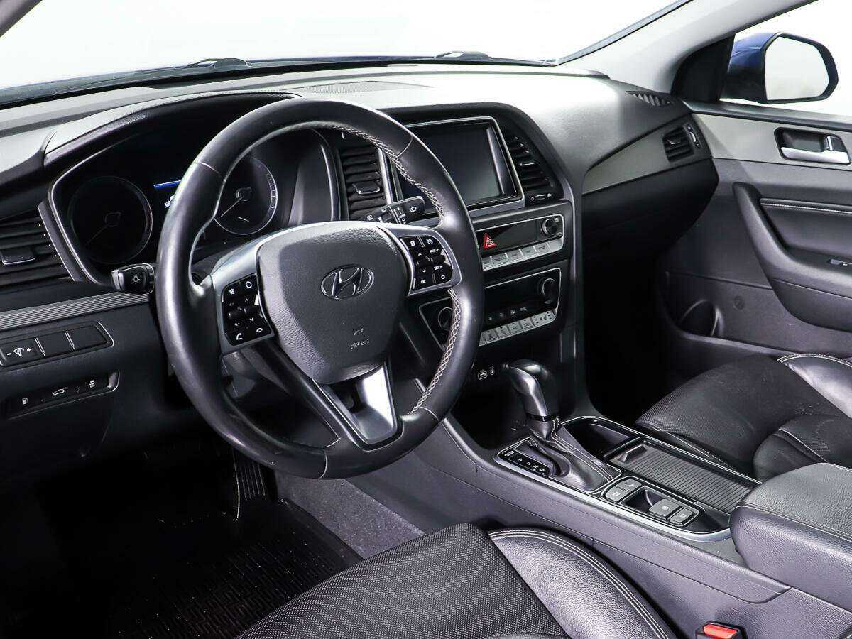 Купить Hyundai Sonata с пробегом. Фото: #12