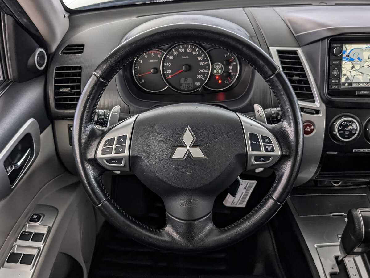 Купить Mitsubishi Pajero Sport с пробегом. Фото: #21