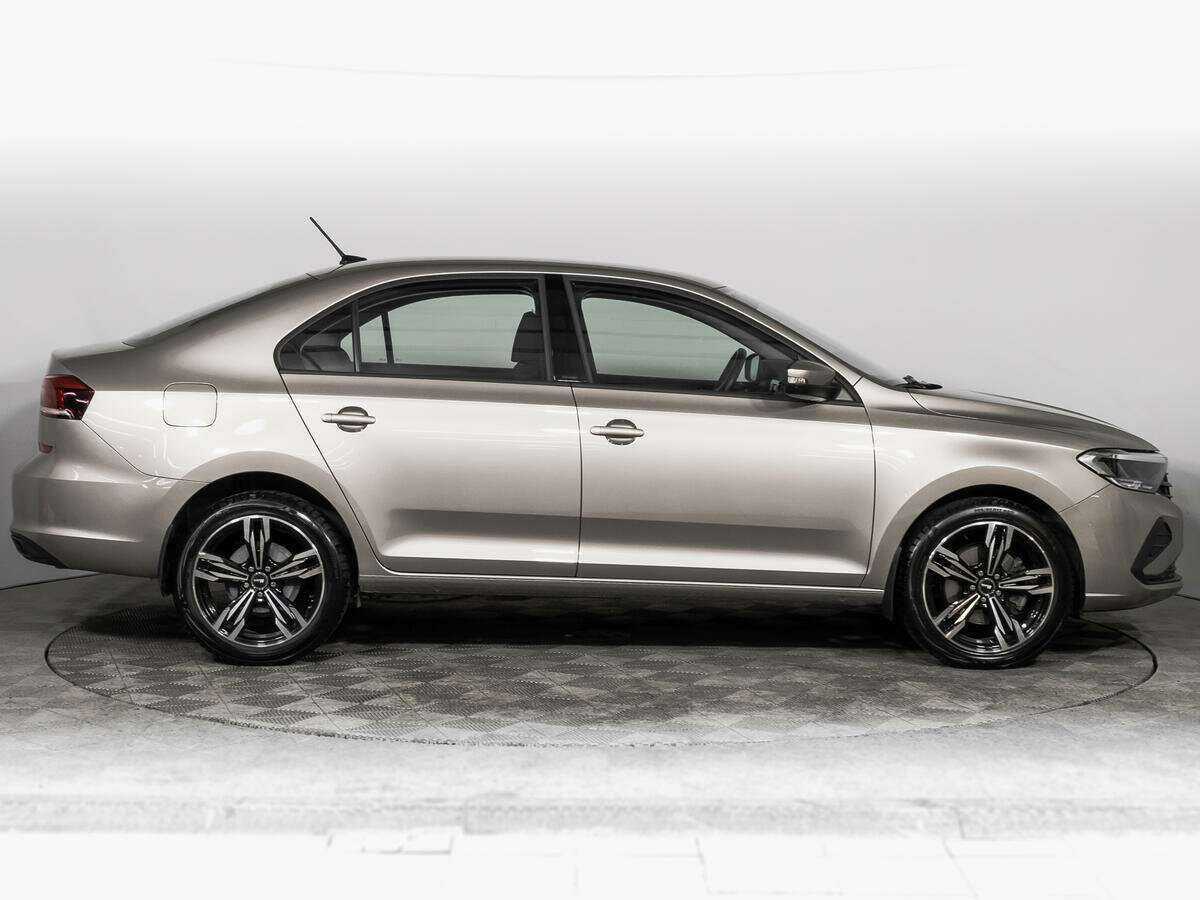 Купить Volkswagen Polo с пробегом. Фото: #3