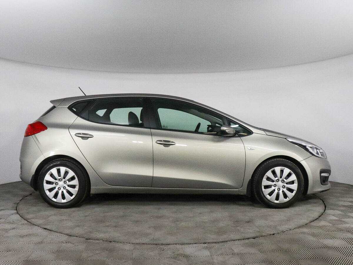 Купить Kia Ceed с пробегом. Фото: #3