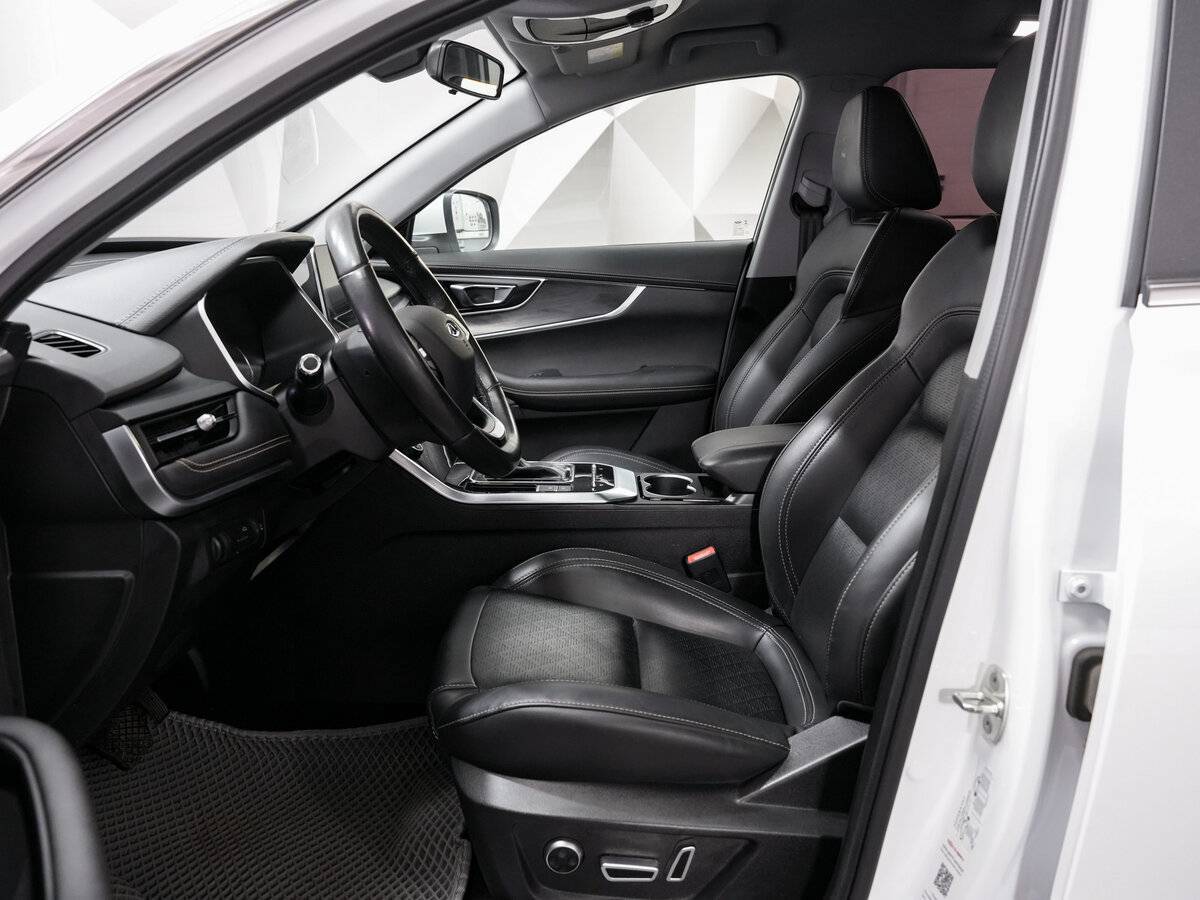 Купить Chery Tiggo 8 с пробегом. Фото: #9