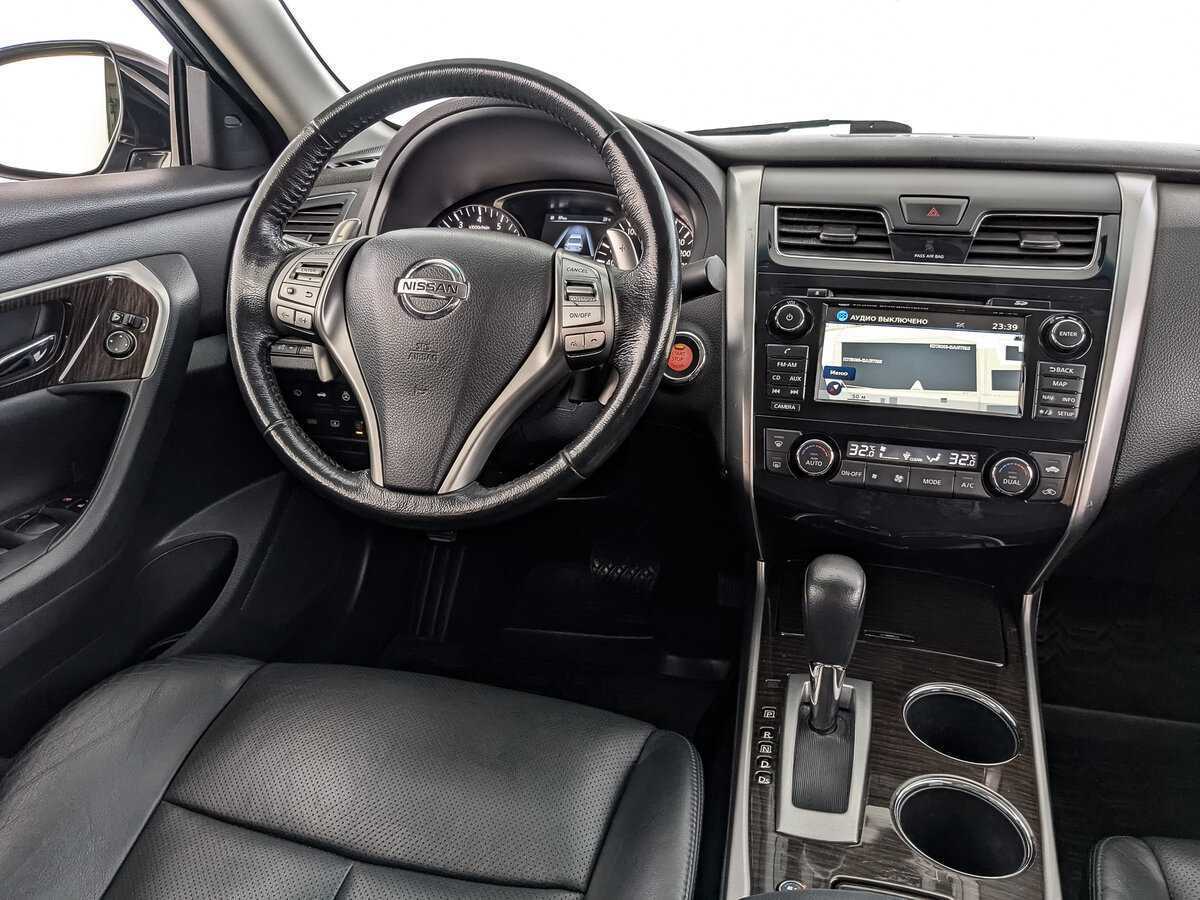 Купить Nissan Teana с пробегом. Фото: #23