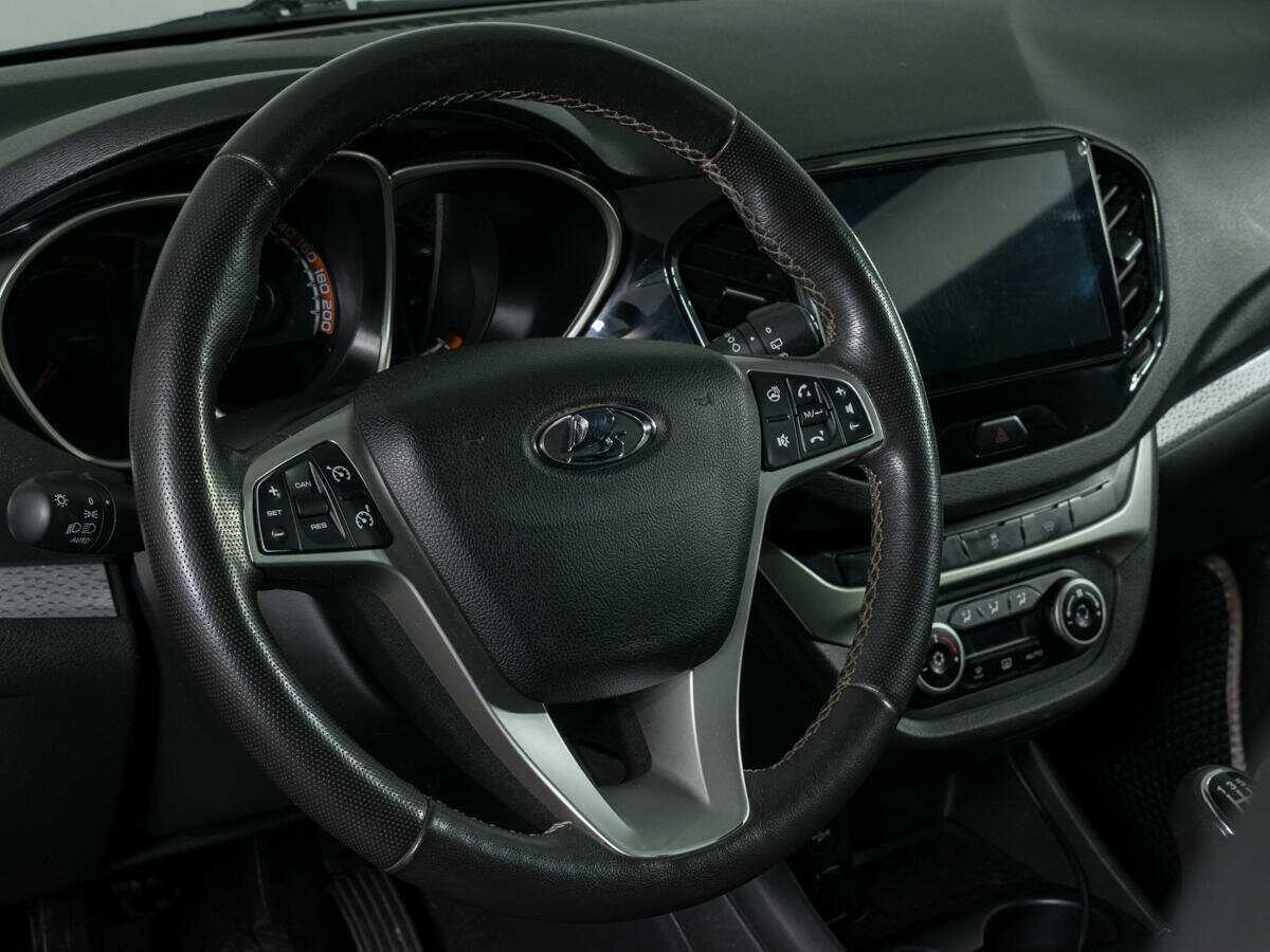 Купить Lada (ВАЗ) Vesta с пробегом. Фото: #10