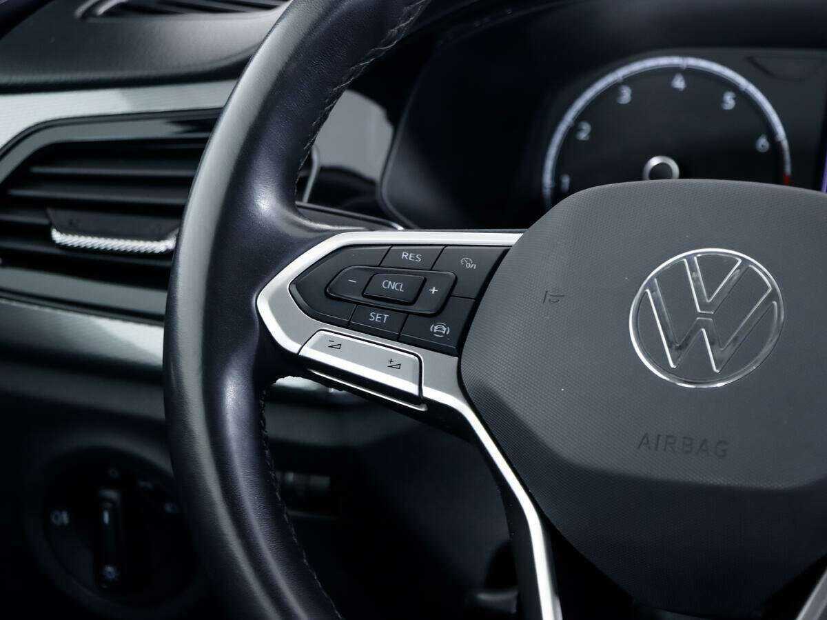 Купить Volkswagen Polo с пробегом. Фото: #12