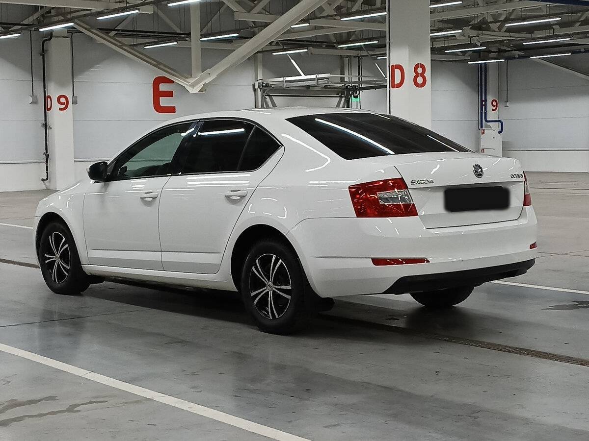 Купить Skoda Octavia с пробегом. Фото: #6