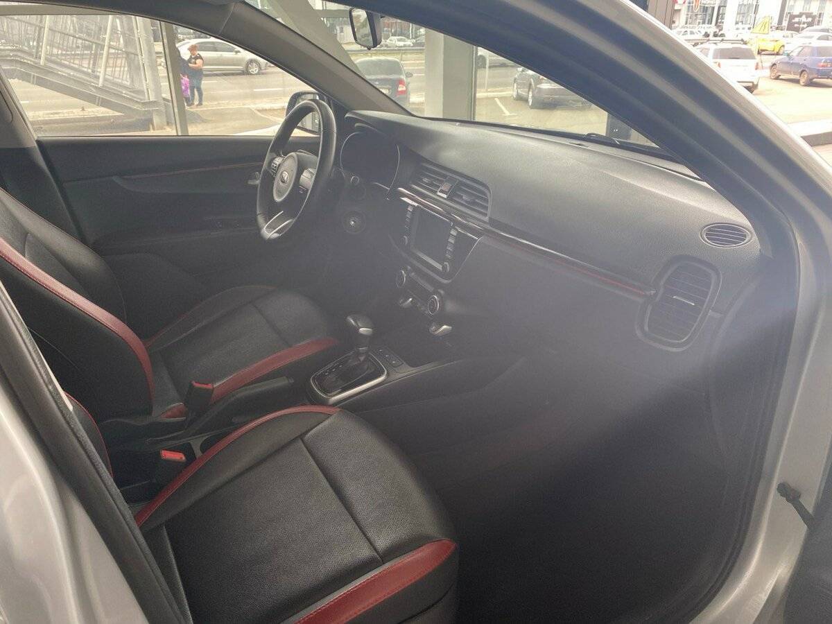 Купить Kia Rio с пробегом. Фото: #10