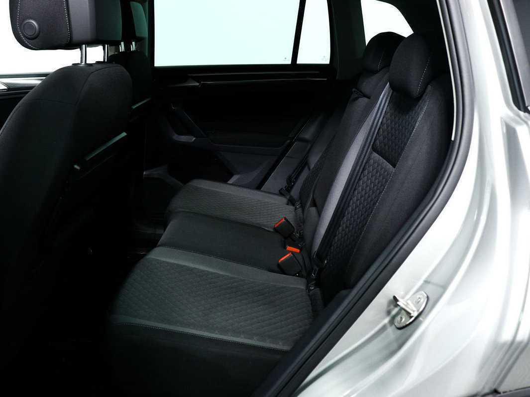Купить Volkswagen Tiguan с пробегом. Фото: #11