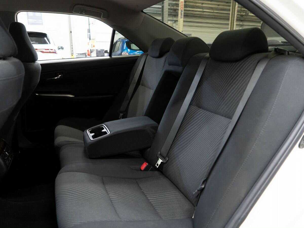 Купить Toyota Camry с пробегом. Фото: #6