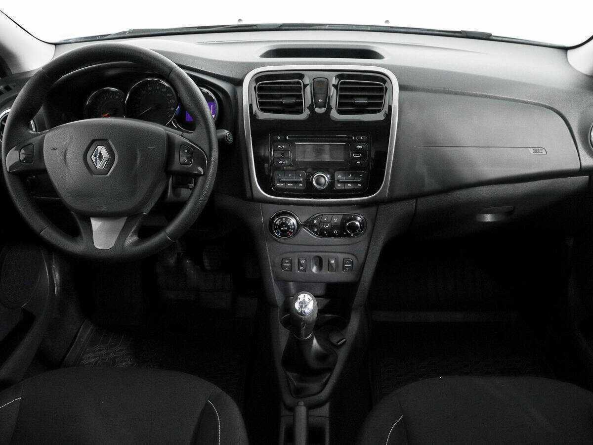 Купить Renault Sandero с пробегом. Фото: #9