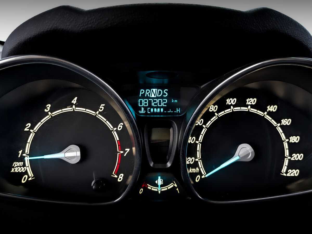 Купить Ford Fiesta с пробегом. Фото: #12