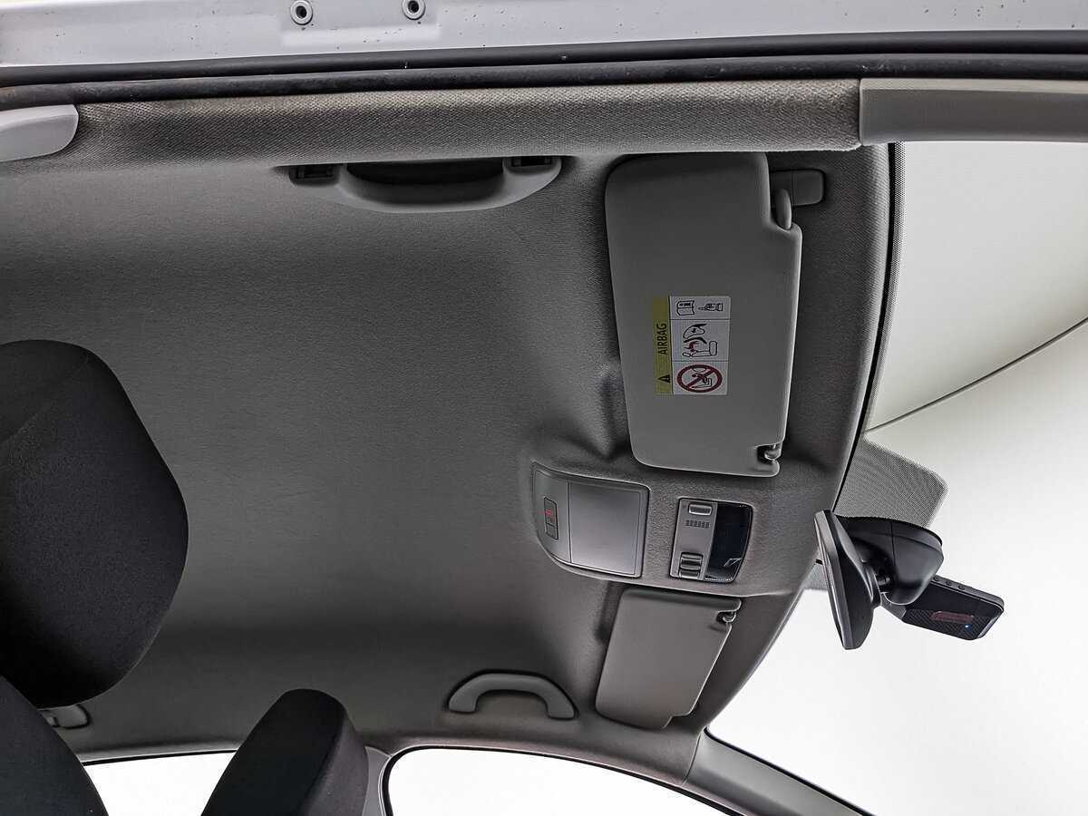 Купить Skoda Rapid с пробегом. Фото: #21