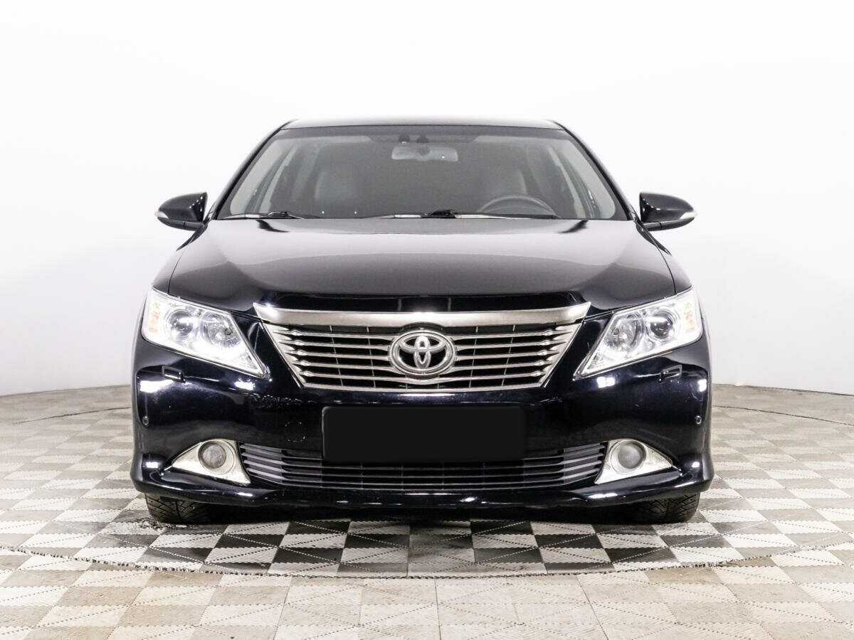 Купить Toyota Camry с пробегом. Фото: #1