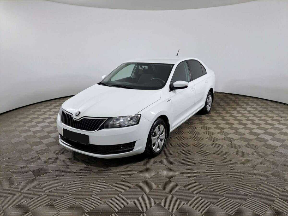 Купить Skoda Rapid с пробегом. Фото: #0