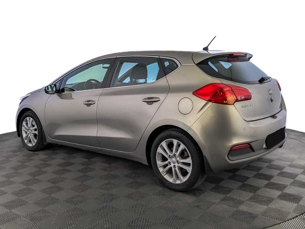 Купить Kia Ceed с пробегом. Фото: #6