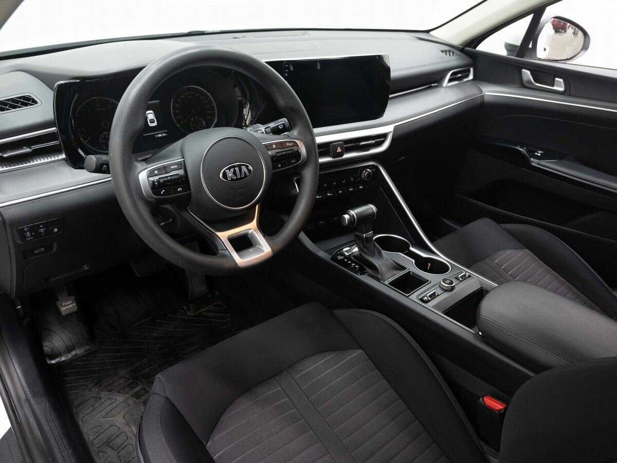 Купить Kia K5 с пробегом. Фото: #8