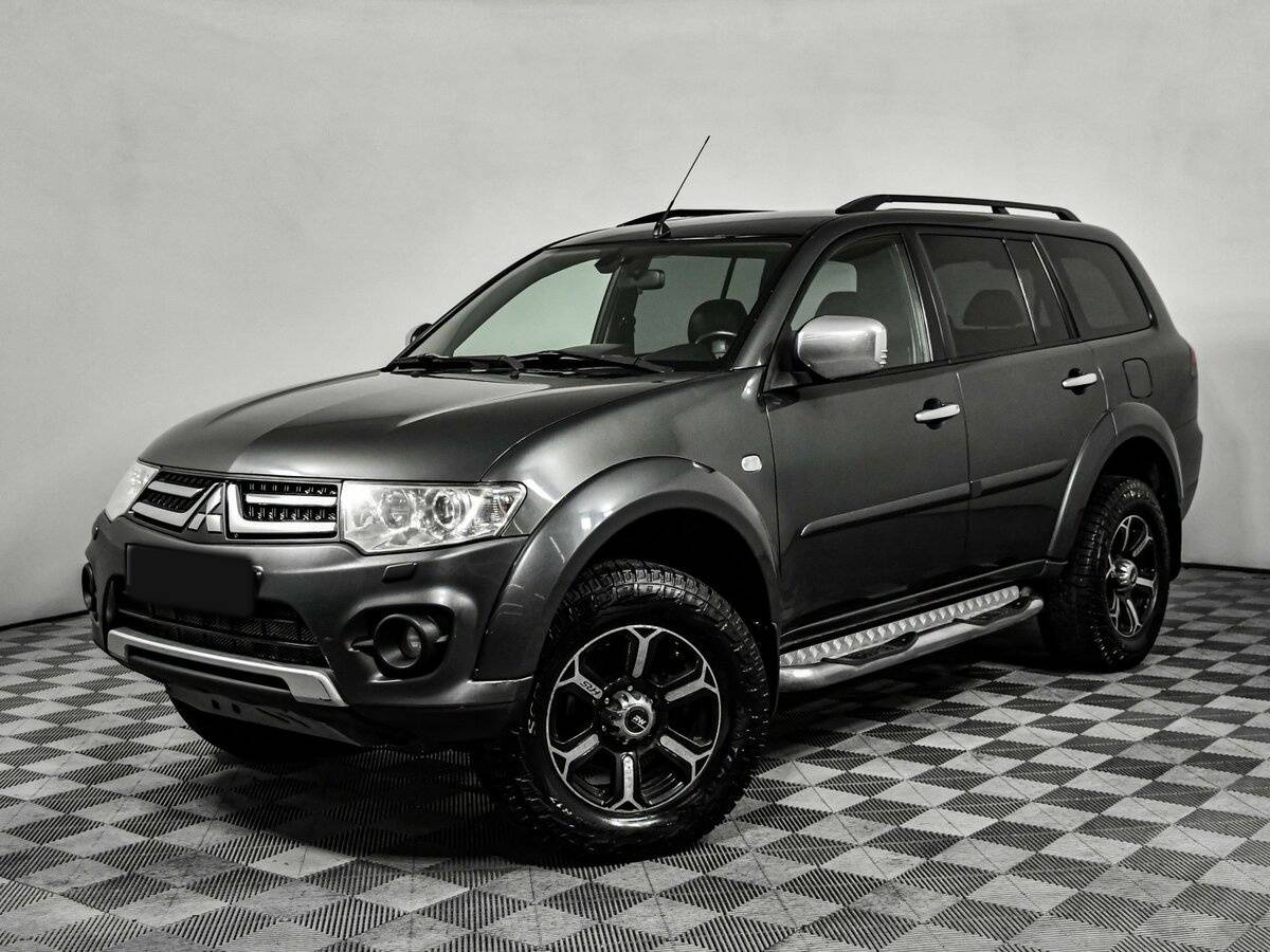 Купить Mitsubishi Pajero Sport с пробегом. Фото: #0