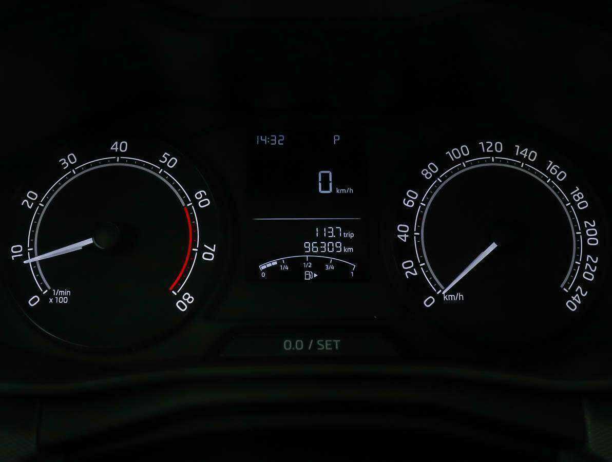 Купить Skoda Rapid с пробегом. Фото: #15